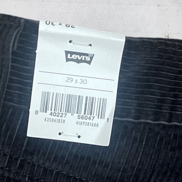 NWT Levi’s Woman’s Corduroy High Waisted Mom Jeans Black Size 29 X 30 - Picture 12 of 13